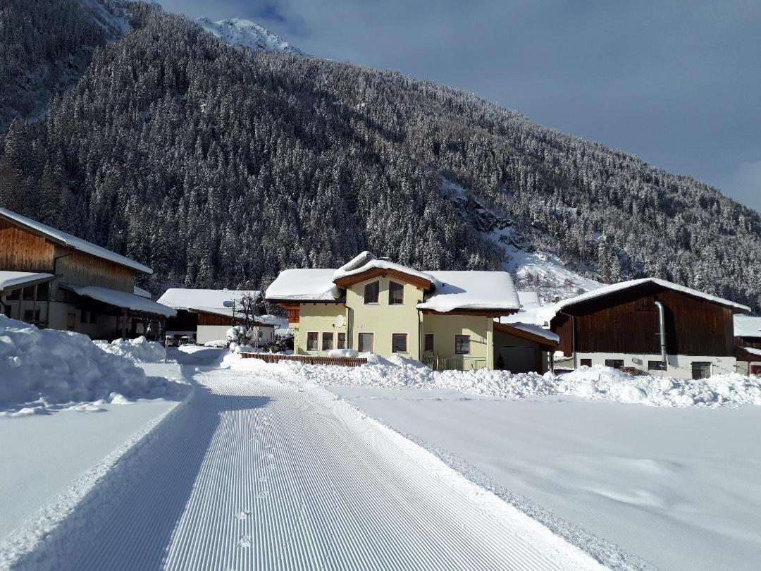 Apart Larcher Kaunertal Buitenkant foto